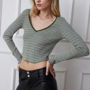 La hearts by PacSun striped woodlands sweater